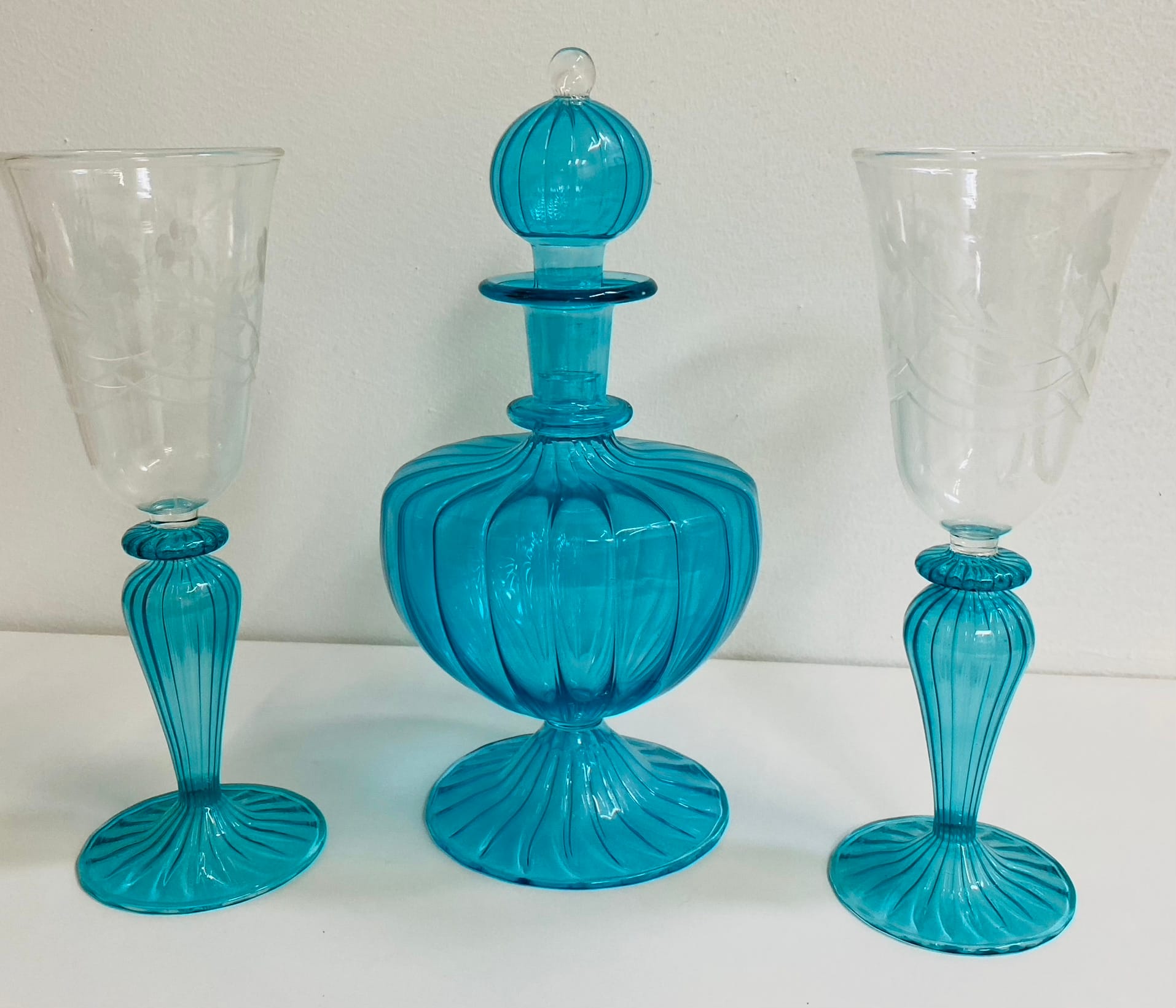 Decanter and 2 Wine Glass set Frantic Freda Emporium